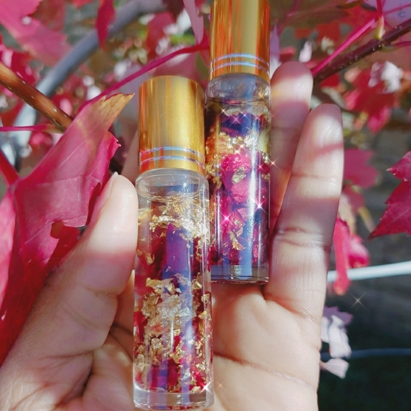 Rose Petal Lip Oil - Picture 5 of 5